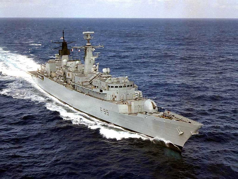 Royal_Navy_HMS_Cornwal.jpg