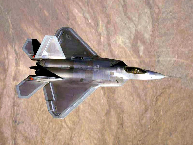 JLMUSAFfighters_F22_Raptor_1.jpg