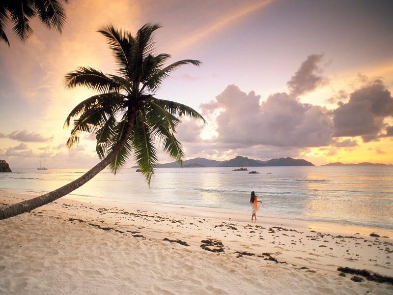 Twilight_Paradise__La_Digue__Seychelles___1600x1.jpg