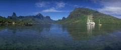 Paysage   Tahiti et le voilier Club Med