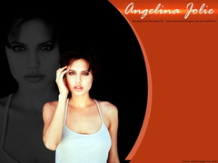 Angelina Jolie 03