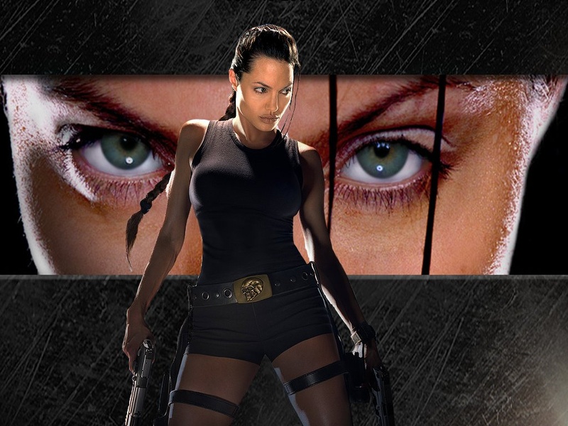 Angelina_jolie_raider_eyes.jpg