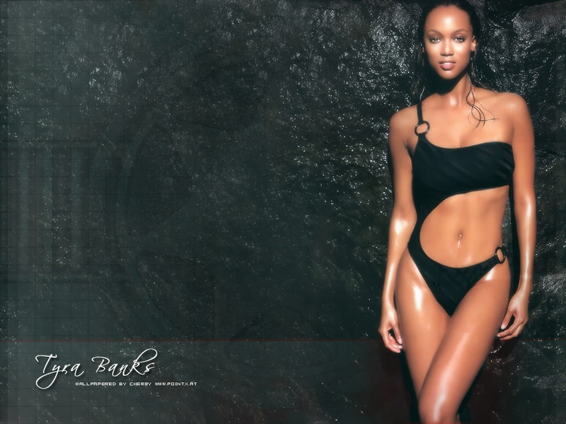 Tyra Banks13